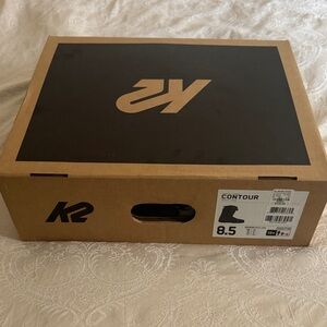 | SOLD | Women's Snowboard Boots - Black K2 Contour